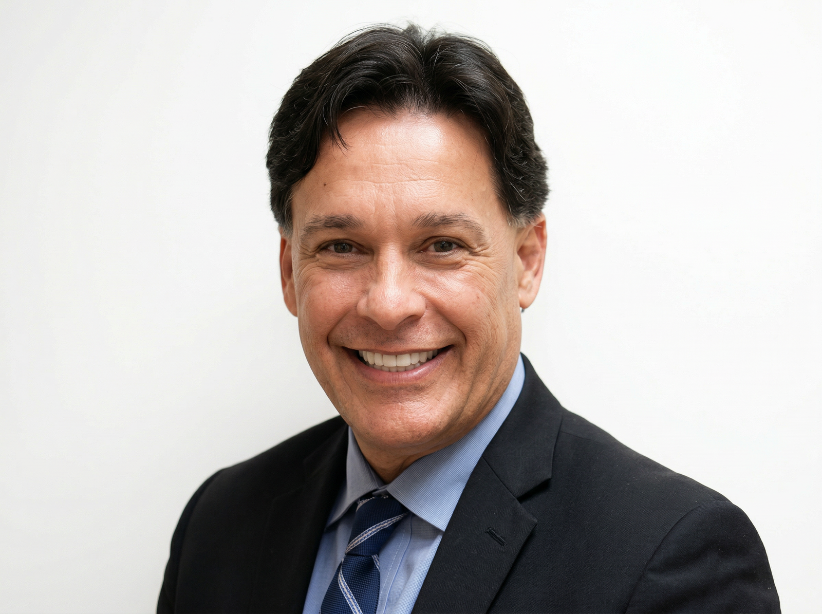 Dr. Federico Maese